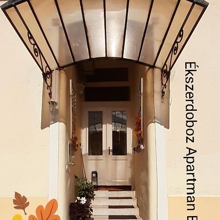 Ekszerdoboz Apartman Eger Apartamento Exterior foto